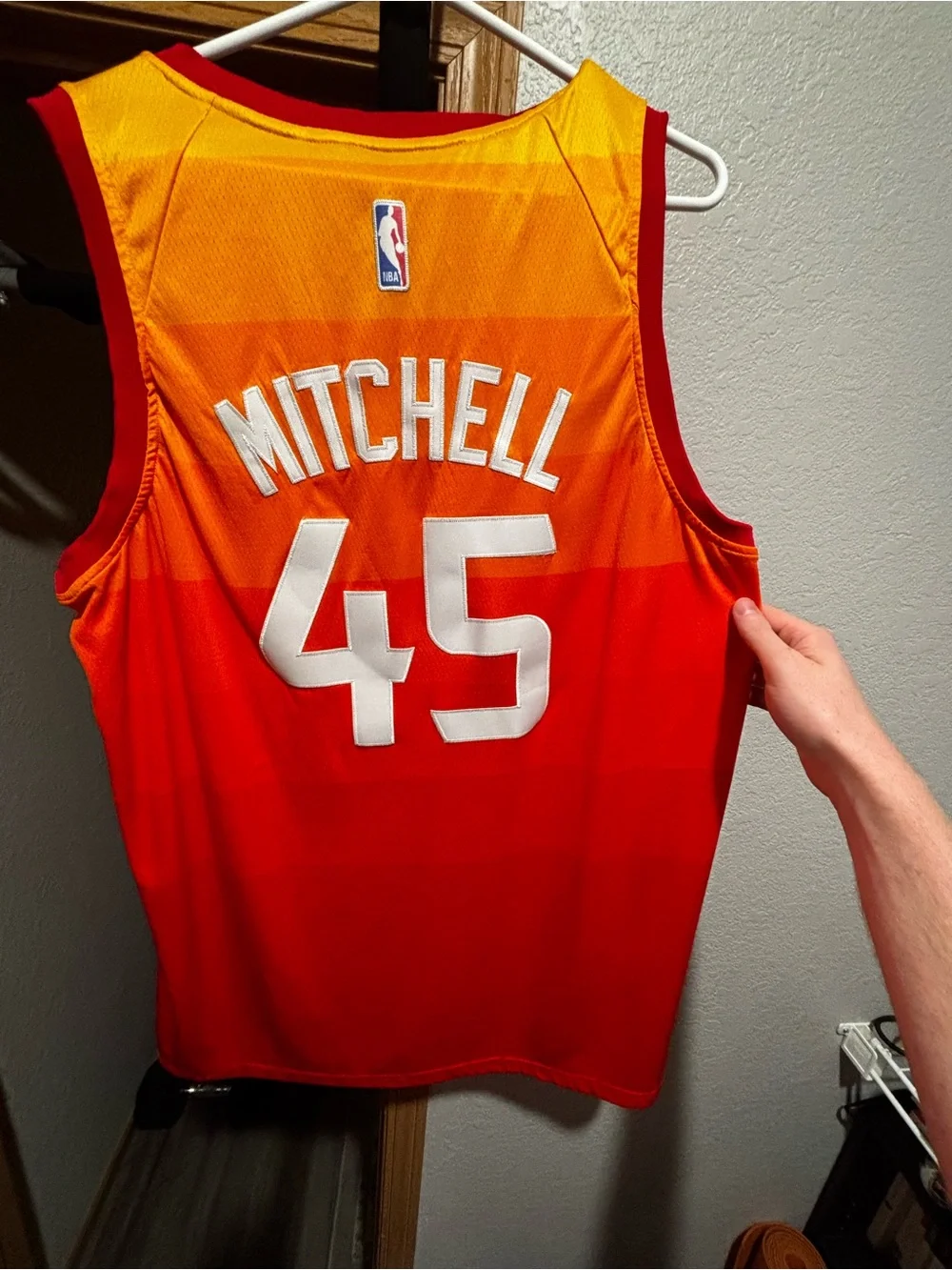 Nike Donavon Mitchell Men’s Sun Riss Utah Jazz NBA Stitched Jersey